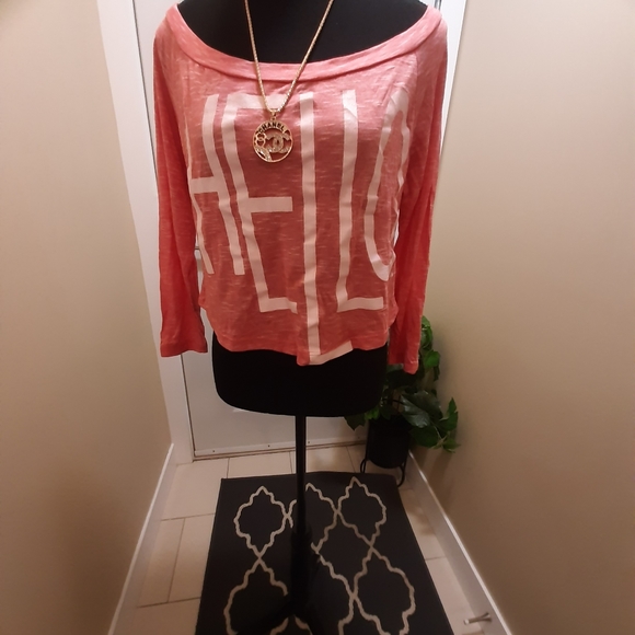 Crop tops - Picture 3 of 6